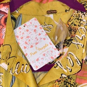 BEUTIFUL OVER SIZE SILKY BLOUSE